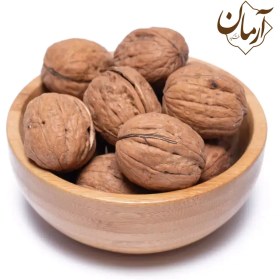 تصویر گردو خارجی با پوست 