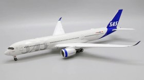 تصویر ماکت هواپیما ایرباس 350 اسکاندیناوی | JC Wings 1:200 Airbus A350-900 SAS Scandinavian Airlines Flaps Down 