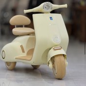 تصویر موتور شارژی وسپا 