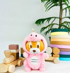 تصویر عروسک جری با لباس دایناسوری 