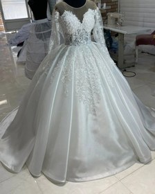 تصویر لباس عروس دو کلوش انجولیکا با تزیینات دانتل ترک Bride dress