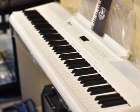 تصویر پیانو کروزر مدل CRAWZER STAGE 1 