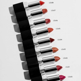 تصویر رژلب جامد GOLDEN EYE 