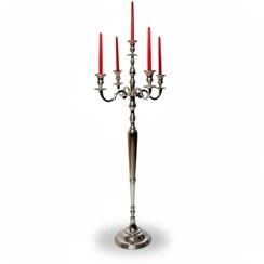 تصویر شمعدان 5 شاخه کنار سالنی فلزی آلومینیوم و نیکل 