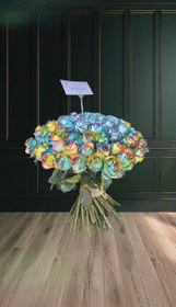 تصویر دسته گل ۶۰ شاخه رز هفت رنگ کد ۲۱۷ 