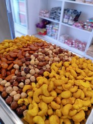 تصویر آجیل چهار مغز لوکس طلایی 1000 گرمی (پسته، بادام، فندق، بادام هندی) ا Nuts 4 kernels golden luxury Nuts 4 kernels golden luxury