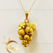 تصویر مدال خوشه انگور طلا تاج ماه 