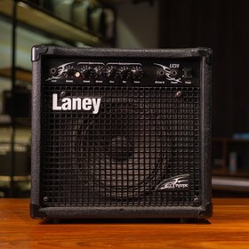 تصویر امپ گیتار الکتریک Laney LX-20 