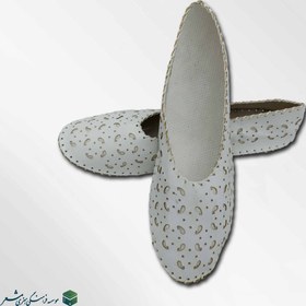 تصویر پاپوش لیزری رو فرشی 