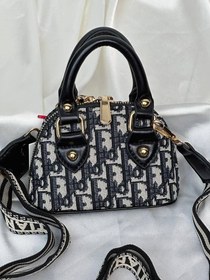 تصویر مینی بگ حنا - دیور 