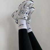 تصویر کفش کتونی اسپورت نیوبالانس۵۳۰ رنگ سفید نقره ای دخترانه و پسرانه 