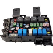 تصویر جعبه فیوز داخل موتور هیوندای i30 