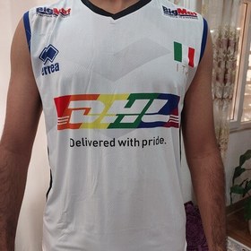 تصویر تیشرت باشورت لباس تیم ملی والیبال ایتالیا2023 رنگ سورمه ای کیفیت عالی 