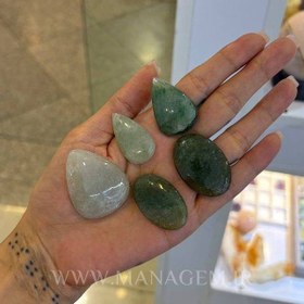 تصویر نگین آونتورین سبز 