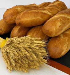 تصویر نان باگت فرانسوی با خمیر ترش 