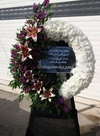 تصویر تاج گل ترحیم آروین در اصفهان 