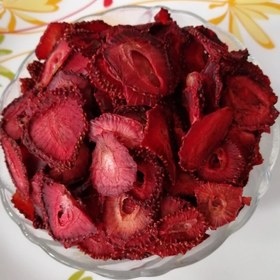 تصویر توت فرنگی خشک درجه یک 100گرمی 