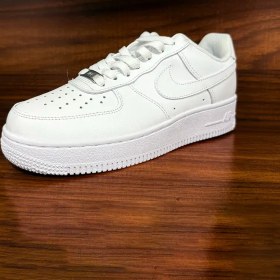 تصویر نایک ایرفورس 1.07 سفید لو مدل DC4458-001 Air Force 1'07 White