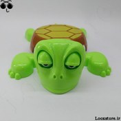 تصویر زیر لیوانی لاک پشتی متحرک و بامزه 