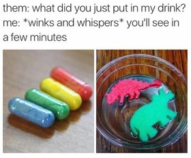 تصویر کپسول جادویی حیوانات مدل یونیکورن سایز بزرگ 