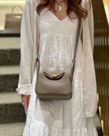 تصویر کیف هرمس صندوقی LINDY BAG 