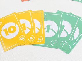 تصویر بازی رومیزی اونو دایس کریم مدل اسکیپ بو uno skip bo