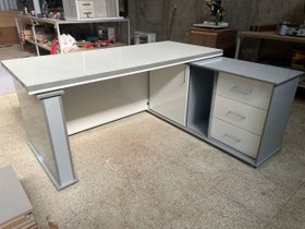 تصویر میز مدیریت ال دار مدل کیا 