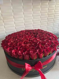 تصویر باکس گل رز هلندی 100 شاخه 