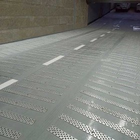 تصویر ترمز رمپ پارکینگ 