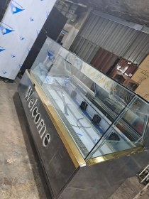 تصویر تاپینگ بستنی بدنه مشکی 