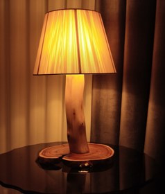 تصویر آباژور رومیزی چوبی کد 110 