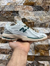 تصویر نیوبالانس۱۹۰۶ کرم طوسی سبز New Balance 1906 R