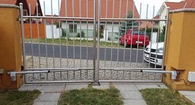 تصویر جک یوروماتیک مدل تکنو 300 