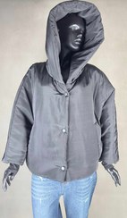 تصویر کاپشن مشکی جلو دکمه دار 