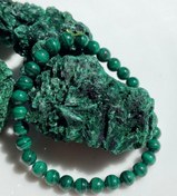 تصویر دستبند سنگ مالاکیت سبز رنگ 