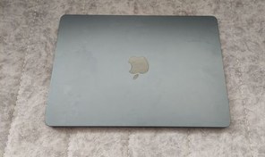 تصویر لپتاپ دسته دوم از برند Apple مدل MacBook Air 2022 