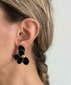 تصویر گوشواره میناکاری مشکی 