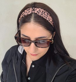 تصویر هدبند ساتن طرح پلنگی 