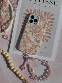 تصویر آویز مروارید و پاپیون 