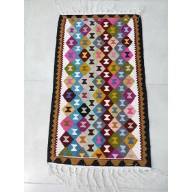 تصویر گلیم دستباف(سایز 60 در 100) 