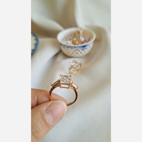 تصویر انگشتر سولیتر نگین مستطیل ژوپینگ - سایز ۶ 