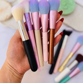 تصویر براش رژگونه تکی 