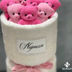 تصویر دسته گل عروسکی صورتی 