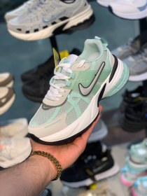 تصویر کفش زنانه V2K رنگ مشکی سایز ۳۷ تا ۴۱ 