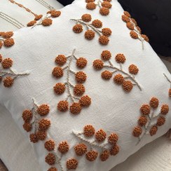 تصویر کوسن پانچ دوزی طرح شکوفه 