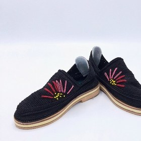 تصویر گیوه زنانه (مشکی گلبرگ) 