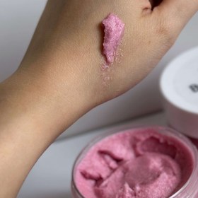 تصویر اسکراب بدن با رایحه بچه (Baby Scent Body Scrub) 