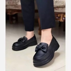 تصویر کفش کالج زنانه چرم مشکی مدل ۳۰۰۵ 