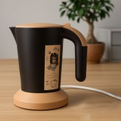 تصویر کتری برقی مسافرتی سبک و پلاستیکی 