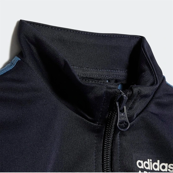 Adidas celebrate the 90s track outlet jacket